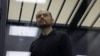 ARHIVA: Ruski opozicionar Vladimir Kara-Murza u sudu u Moskvi (Foto: REUTERS/Maxim Shemetov)
