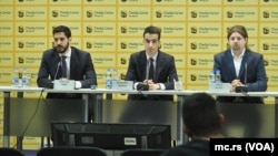 Dimitrije Milić, Dragoslav Rašeta i Mijat Kostić prilikom prezentacije istraživanja organizacije Novi treći put. 