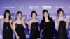 南韓女子團體 (G) I-DLE 抵達日本大阪參加MAMA頒獎典禮的紅毯。(美聯社：2024年11月23日)