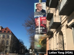 2025年2月23日，德國柏林街頭德國政黨的競選宣傳海報。（美國之音特約記者楊樂天拍攝）
