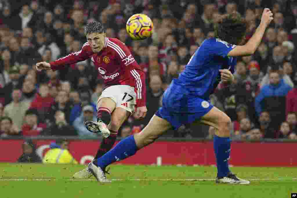 Manchester United's Alejandro Garnacho scores his side's third goal during the English Premier League soccer match between Manchester United and Leicester City, at the Old Trafford stadium in Manchester, England.