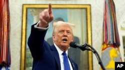 Presidenti Trump duke folur në Shtëpinë e Bardhë, 12 shkurt, 2025