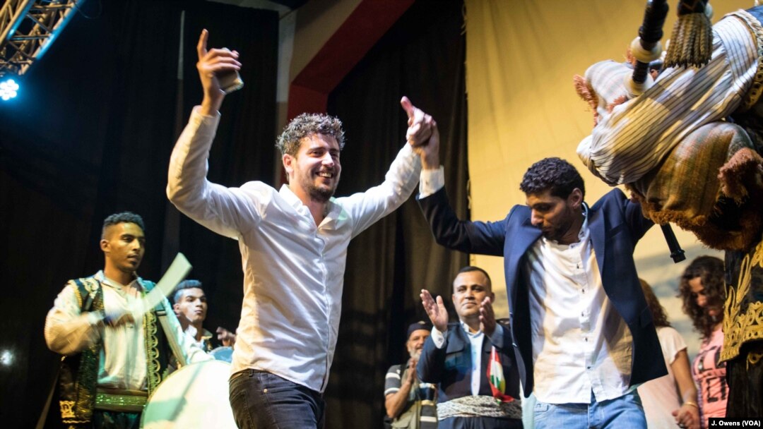 After the first performance to mark the opening of Stars Cinema in Nabatieh, Lebanon, audience and actors alike danced on the newly-built stage. 