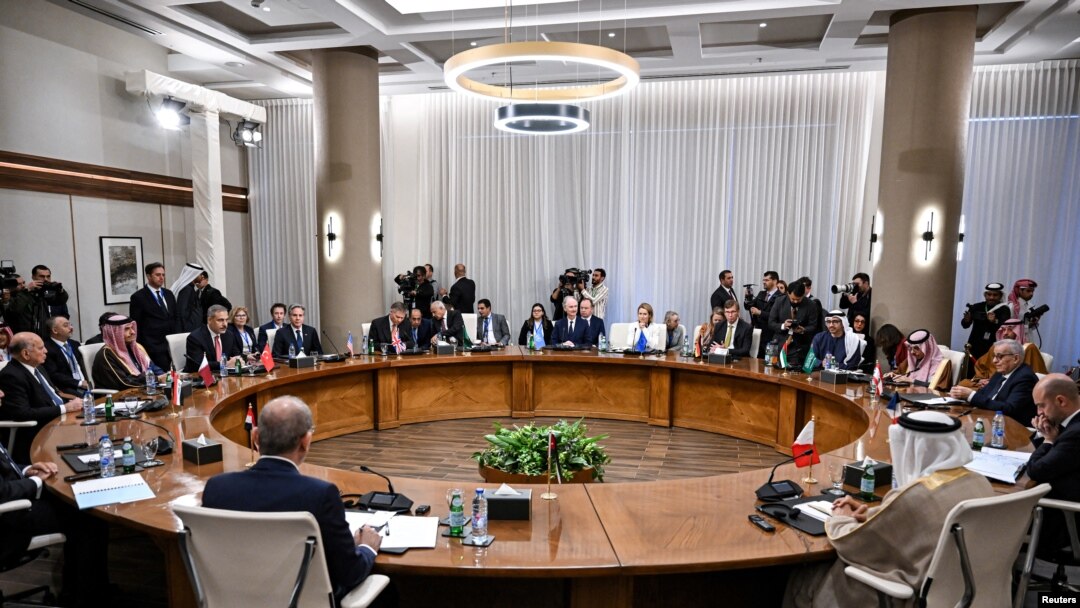 ဆီးရီးယား အနာဂတ်အရေးအတွက် ဂျော်ဒန်နိုင်ငံမှာ နိုင်ငံစုံမှ တွေ့ဆုံဆွေးနွေး (ANDREW CABALLERO-REYNOLDS/Pool via REUTERS)