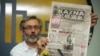 ARHIVA - Slavko Ćuruvija tokom konferencije za medije 1998, nepunu godinu uoči ubistva (Foto: AFP/Andrej Isaković)