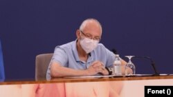 Arhiva - Epidemiolog Predrag Kon na konferenciji za novinare Kriznog štaba.