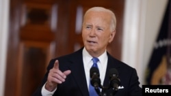 Američki predsednik Džo Bajden se obraća nakon što je Vrhovni sud SAD doneo odluku o zahtevu bivšeg predsednika SAD Donalda Trampa za imunitet od saveznog tužilaštva za opstrukciju izbora 2020. u Beloj kući u Vašingtonu, 1. jula 2024. (FotoREUTERS/Elizabeth Frantz)