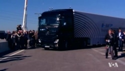 บริษัท Daimler-Benz เปิดตัวรถบรรทุกแบบไม่ต้องใช้คนขับ Actros