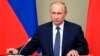 Presiden Rusia Vladimir Putin memimpin pertemuan Dewan Keamanan di Kremlin di Moskow, Rusia, Senin, 5 Agustus 2019. (Foto: via AP)