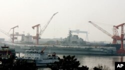 中國第一艘航空母艦(資料圖片)
