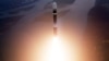 북한 조선중앙통신은 2024년 11월 1일 비공개 장소에서 신형 대륙간탄도미사일(ICBM) 화성-19형을 시험발사했다며 사진을 공개했다. (사진출처: 조선중앙통신)