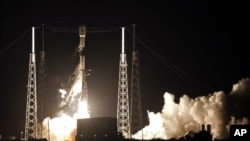 Lansiranje rakete Spejs iks