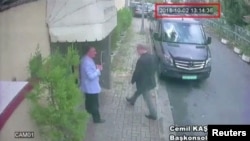 Snimak sa sigurnosne kamere pokazuje Džamala Kašogija kako ulazi u konzulat Saudijske Arabije u Istanbulu