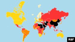 Mapa: Medijske slobode u svetu (tamnija boja - ugroženija slobode medija), po izveštaju Reportera bez granica