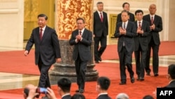 2022年10月23日，在中共二十屆一中全會後，中共領導人習近平帶領中共新一屆政治局常委與中外媒體見面。