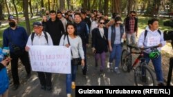 Демонстрация в поддержку свободы СМИ в Бишкеке, Кыргызстан, 14 октября, 2022 г.
