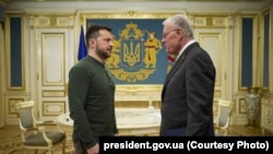 烏克蘭總統弗拉基米爾·澤連斯基（Volodymyr Zelenskyy）與美國總統特朗普的特使基思·凱洛格（Keith Kellogg）進行會談。