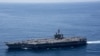 Američki nosač aviona Karl Vinson na Indijskom okeanu. 