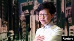 Shugabar yankin Hong Kong Carrie Lam, yayin wani taron manema labarai a yau Asabar 15 ga watan Yuni 2019