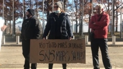 Protest predstavnika dijaspore Srbije pred sedištem Ujedinjenih nacija u Njujorku (Foto: Biljana Ilić)