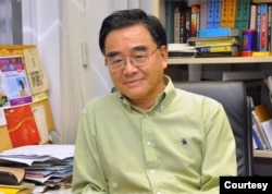 來自香港的資深媒體人金鐘