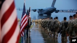 ARHIVA - Američki padobranci, 4. januar 2020. Foto Spc. Hubert Delany III/U.S. Army via AP