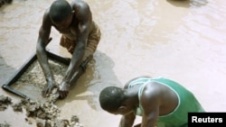 Garimpeiros em Angola, 1998