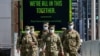 美國陸軍加緊建造臨時防疫醫療設施
