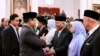 Kepala OIKN Basuki Hadimulyono diberi target oleh Prabowo untuk menyelesaikan pembangunan kantor lembaga yudikatif dan Eksekutif serta prasarana dasar dalam waktu 3-4 tahun di Istana Negara, Selasa (5/11) (biro Setpres)