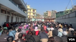 བལ་ཡུལ་དུ་སྐུའི་གཅེན་པོ་བཀའ་ཟུར་རྒྱ་ལོ་དོན་གྲུབ་མཆོག་གི་ཆེད་མཆོད་འབུལ་སྨོན་ལམ།
