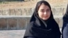 یک تشکل صنفی: دانش‌آموزان مدارس، قربانی آموزش ایدئولوژیک می‌شوند