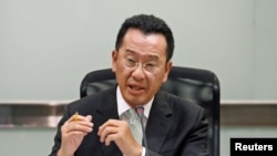 ཐེ་ཝན་གྱི་རྒྱལ་སྲུང་བློན་ཆེན་གོ་ལི་ཤུང་