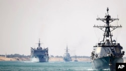 2019 年5月，美國核動力航空母艦“林肯號”航母打擊群穿越蘇伊士運河。