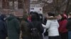 Učesnici protesta u Gračanici