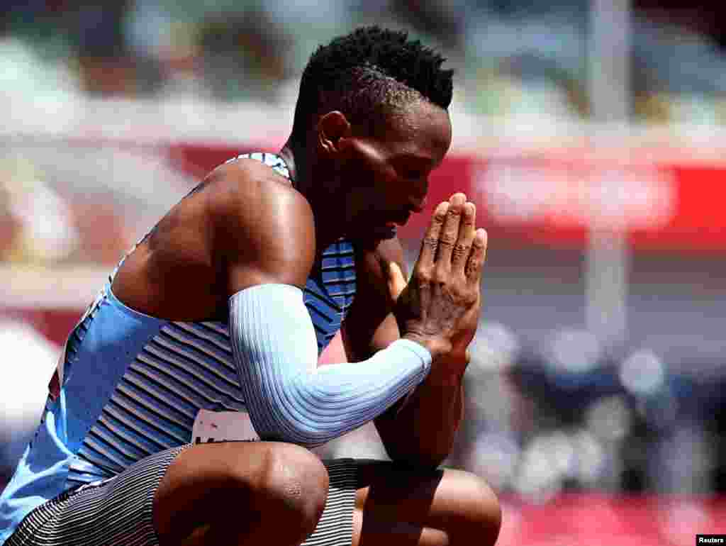  Isaac Makwala of Botswana reacts after winning Heat 1 - Men's 400m - Round 1 REUTERS/Lucy Nicholson