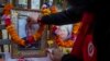 བལ་ཡུལ་ནང་རྒྱལ་བརྒྱུད་རིང་ལུགས་སླར་གསོ་དགོས་པའི་ངོ་རྒོལ། 