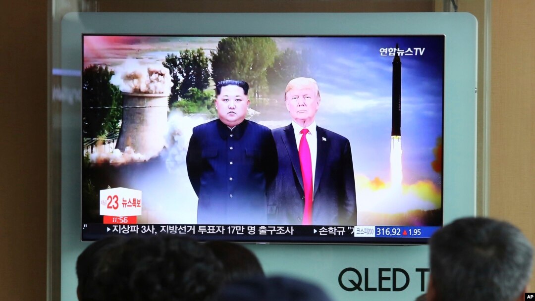 မြောက်ကိုရီးယားခေါင်းဆောင် Kim Jong Un နဲ့ အမေရိကန်သမ္မတ Donald Trump 