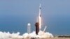 Roket SpaceX Sukses Meluncur Bawa Dua Astronaut AS ke Antariksa 