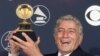Preminuo legendarni muzičar Toni Benet 