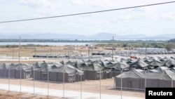 關塔那摩灣海軍基地的移民拘留帳篷。 (2025年2月21日)