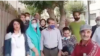 نرگس محمدی و شماری از فعالان در پی تجمعی برای حمایت از اعتراضات خوزستان بازداشت شدند