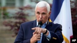 Bivši potpredsednik Amerike Majk Pens (Foto: AP/Charlie Neibergall, arhiva)
