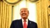 Donald Trump akosala lisikulu lya ye ya bondimi bopesi maboko ma ba Républicains na Convention na Milwaukee na Wiscosin