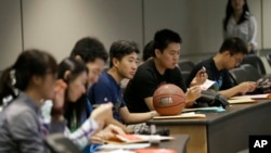 德克薩斯大學達拉斯分校，學生正在參加新生入學培訓（2015年8月22日）。