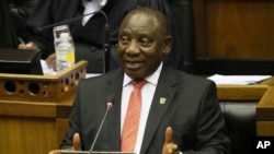 VaCyril Ramaphosa 