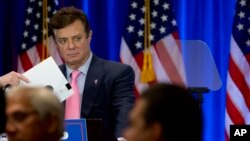 Pol Manafort na podoijumu u Njujorku, tokom predsedničke kampanje za izbore 2016.